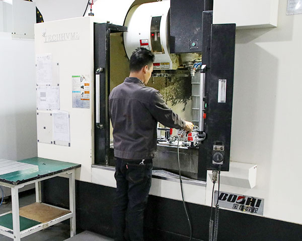 水冷板廠家-公司設(shè)備