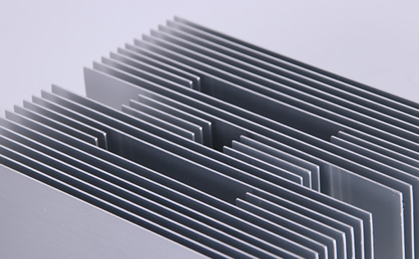 純鋁插片散熱器 純鋁插片散熱器