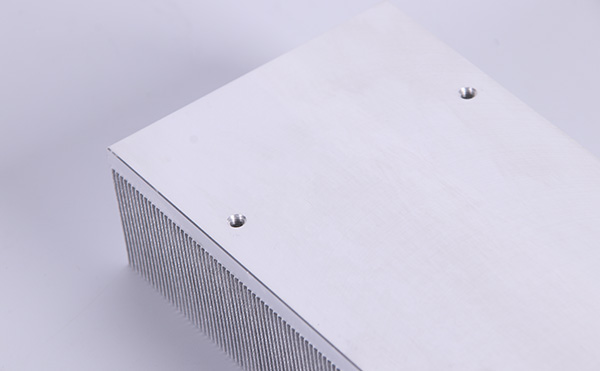 服務(wù)器鏟齒散熱器 服務(wù)器鏟齒散熱器