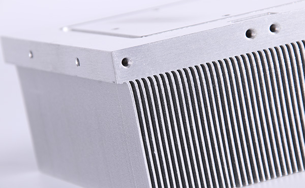 高密齒鏟齒散熱器