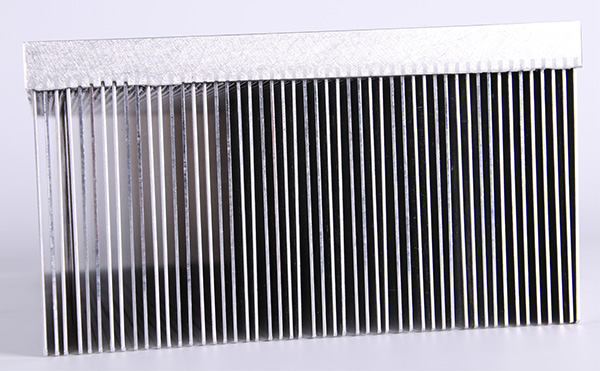 風(fēng)力發(fā)電IGBT熱管散熱器 風(fēng)力發(fā)電IGBT熱管散熱器