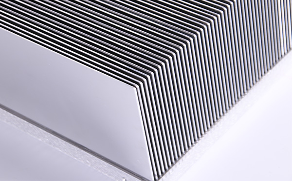 風(fēng)力發(fā)電IGBT熱管散熱器 風(fēng)力發(fā)電IGBT熱管散熱器