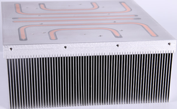 太陽能發(fā)電IGBT熱管均溫散熱器 太陽能發(fā)電IGBT熱管均溫散熱器